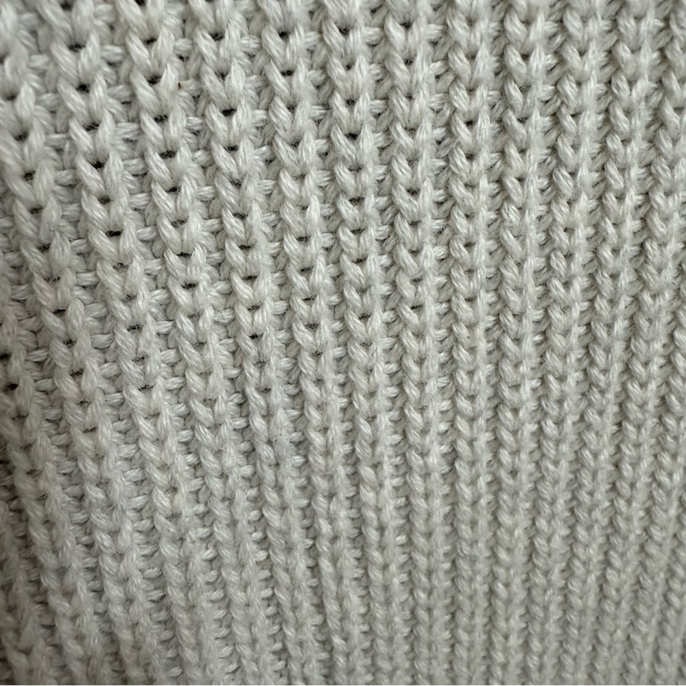 Tentree Highline V-Neck Sweater Light Gray Size Medium Organic Cotton - Picture 9 of 11